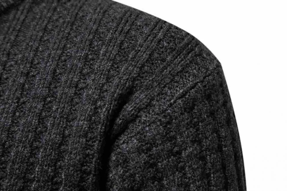 Men's Knitted Round Neck Fashionable Sweaters